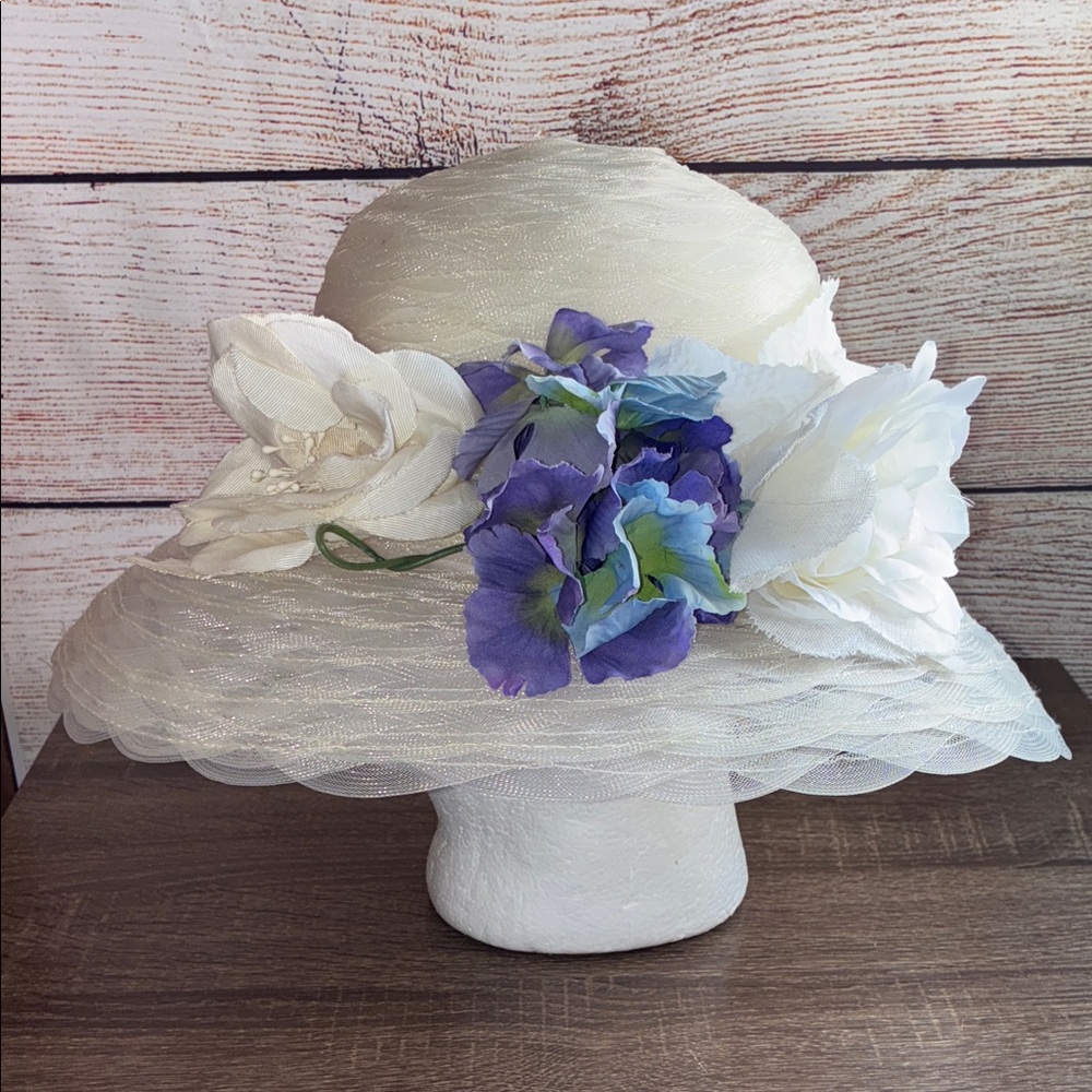 Vintage Woman’s Swan Hat New York Floral Polyester Hat